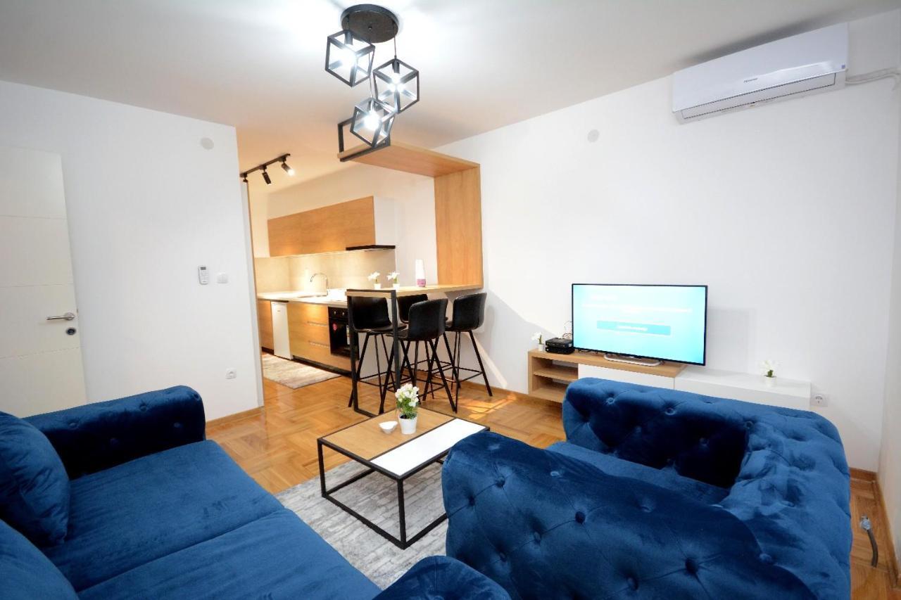 Appartement Cvetkovic Lux Аpartmani & Free Garaza à Vrnjačka Banja Extérieur photo