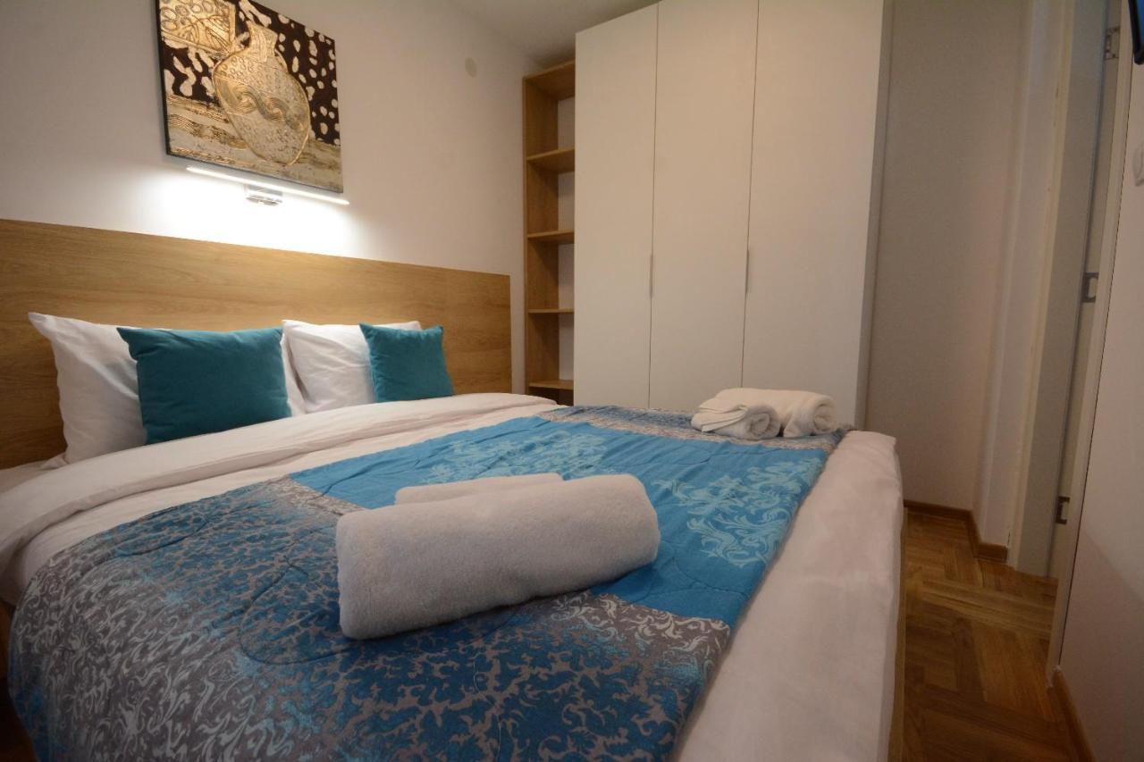 Appartement Cvetkovic Lux Аpartmani & Free Garaza à Vrnjačka Banja Extérieur photo
