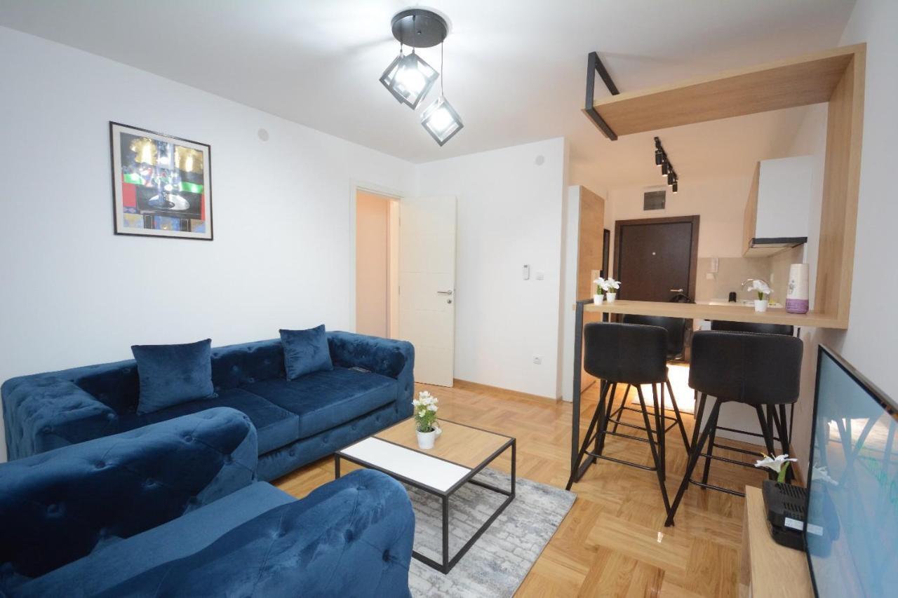 Appartement Cvetkovic Lux Аpartmani & Free Garaza à Vrnjačka Banja Extérieur photo